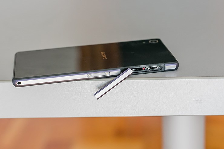 Sony Xperia Z2 (8).jpg